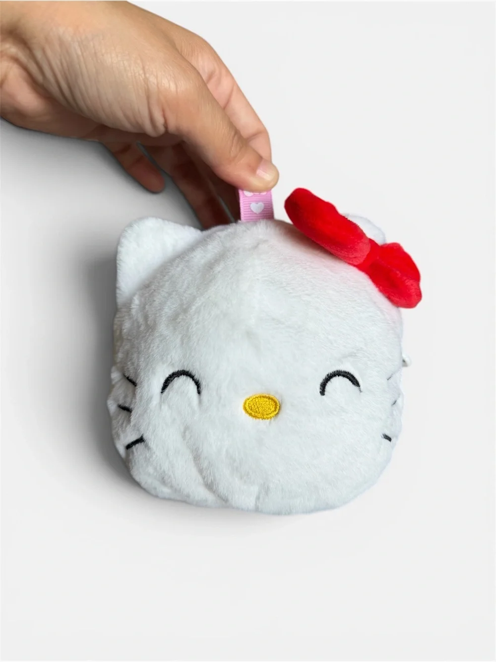 Hello Kitty - Reversible White Plush Face Keychain with Red Bow